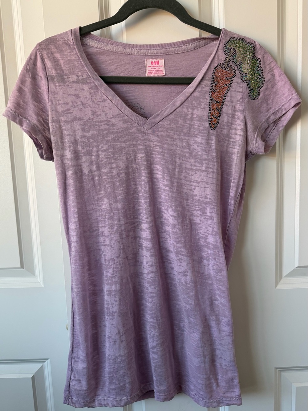 Vintage Y2K e.vil Queen of Evil Rhinestone Bunny Burnout Tee Size L